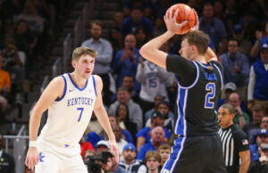Andrew Carr คว้าผู้เล่นยอดเยี่ยม SEC หลังชนะ Duke