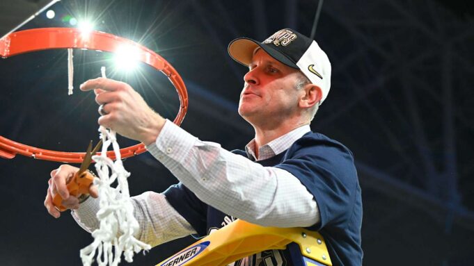Braylon Mullins: ดาวรุ่งชู้ตติ้งการ์ดแห่ง UConn ปี 2025