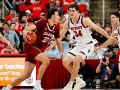 NC State บาสเกตบอล ชนะ Colgate 72-49 ขึ้นนำ 4-0