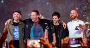 Coldplay ประกาศคอนเสิร์ตใหญ่ที่อาเมดาบัด ปี 2025