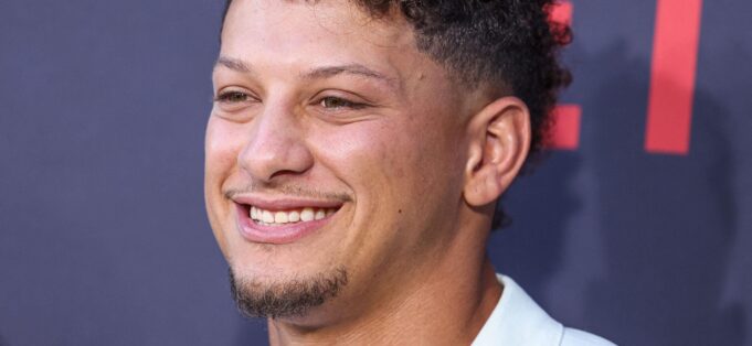 บ้านพัก Mahomes และ Kelce ถูกบุกก่อนเกมสำคัญ NFL