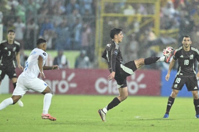 เม็กซิโกพ่ายฮอนดูรัส 2-0 เลกแรก Concacaf Nations