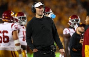 NCAA ลงโทษทีมฟุตบอล USC เหตุใช้โค้ชเกินกำหนด