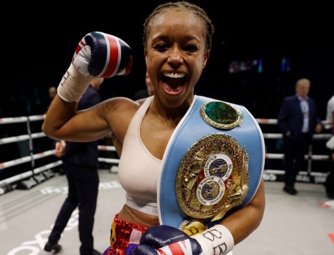 นาตาชา โจนัส ป้องกันแชมป์ IBF ชน ฮาบาซิน WBC