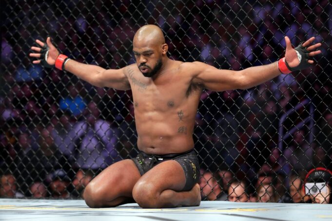 พาร์เลย์ UFC 309: Jon Jones ปะทะ Stipe Miocic