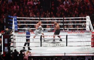 Jake Paul ชนะ Mike Tyson ในแมตช์ประวัติศาสตร์บน Netflix