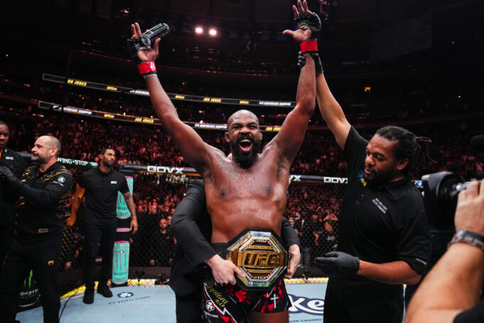 Jon Jones เล็งสู้ Pereira มากกว่า Aspinall หลัง UFC 309