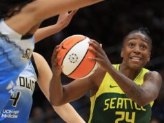 จิวเวล ลอยด์ อาจย้ายทีม แฟน Chicago Sky ลุ้นหนัก