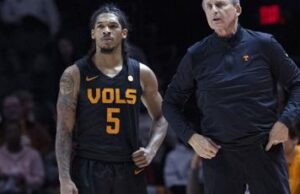 เทนเนสซีขึ้นอันดับ 1 บาสฯ วิทยาลัยชาย NCAA