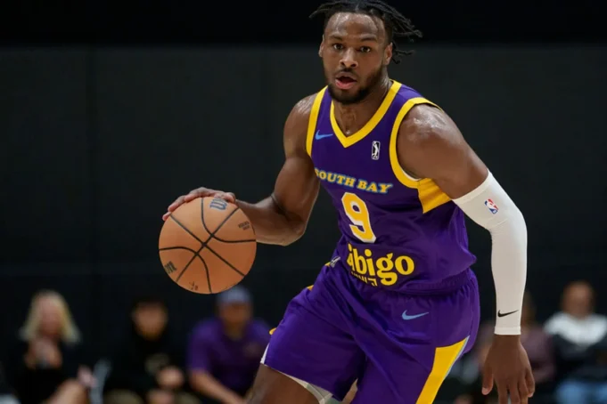โบรนนี่ เจมส์: ความท้าทายและโอกาสใน G League