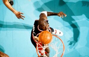 ไมเคิล จอร์แดน: จากดังค์แรกสู่ตำนาน Air Jordan