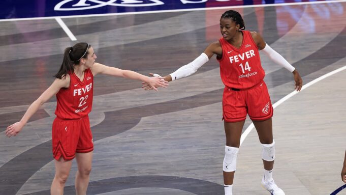 Fagbenle ลา Indiana Fever สู่ทีมใหม่ Valkyries