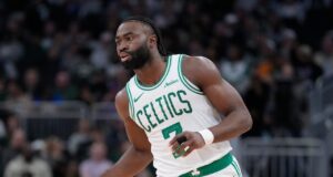 NBA ปรับ All-Star $25,000 เหตุทำท่าปาดคอหลังดังค์