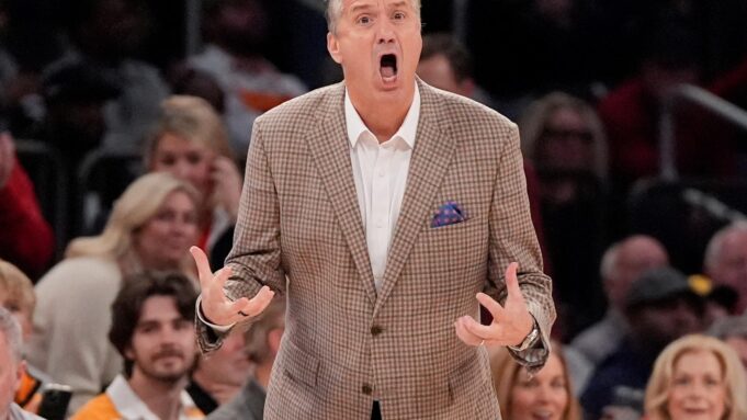 VICE TV เปิดตัวซีรีส์กีฬาใหม่กับโค้ชดัง Pitino-Calipari