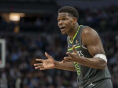 Warriors ชนะ Timberwolves 113-103, เอ็ดเวิร์ดส์จวกกรรมการ