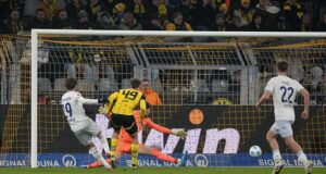 ฮอฟเฟนไฮม์ตีเสมอดอร์ทมุนด์ 1-1 ในช่วงทดเวลา