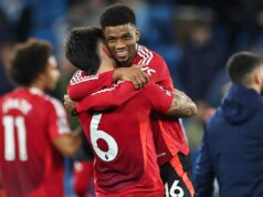 แมนฯ ยูไนเต็ดพลิกชนะซิตี้ 2-1 ดราม่าท้ายเกม