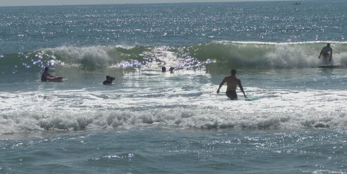 Wrightsville Beach คว้าสิทธิ์แข่งโต้คลื่นชิงแชมป์สหรัฐฯ