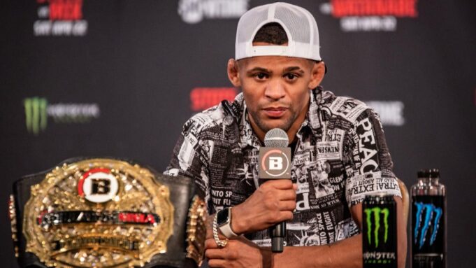 สามแชมป์ Bellator ไม่พอใจหลัง PFL เข้าซื้อกิจการ