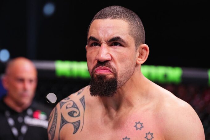 โรเบิร์ต วิทเทเกอร์เผยปัญหาฟันล่างหลัง UFC 308