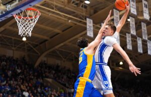 Cooper Flagg พา Duke ถล่ม Pittsburgh 76-47 ใน ACC