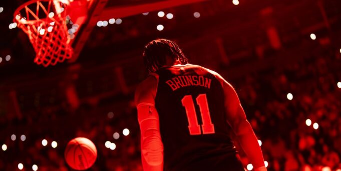 นิวยอร์ก นิกส์ ทะยานสู่อันดับ 3 ในการจัดอันดับ NBA