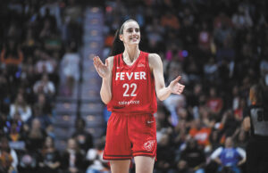 เคตลิน คลาร์ก: ดาวรุ่งที่เปลี่ยนโฉม WNBA