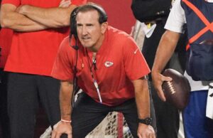 สตีฟ สปักนูโอโล ถูกจับตาเป็นหัวหน้าโค้ช NFL ใหม่