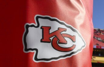 สตีฟ สปาญูโล เผยฝันอยากกลับเป็นหัวหน้าโค้ช NFL