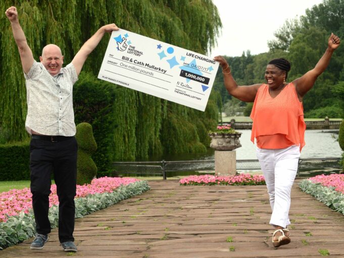 ผู้โชคดีคว้าแจ็กพอต EuroMillions 177 ล้านปอนด์