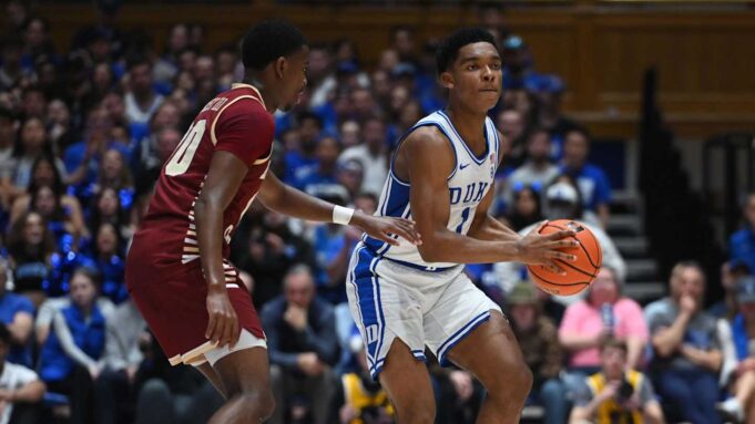 Boston College ดวล Duke Blue Devils ในศึกบาสคืนเสาร์