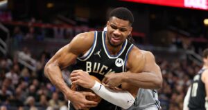 Knicks ดวล Bucks เกมสำคัญชี้ชะตาอันดับ Eastern