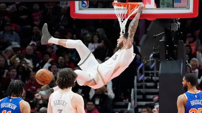 Lonzo Ball กลับมาดังก์ครั้งแรกในรอบ 3 ปี