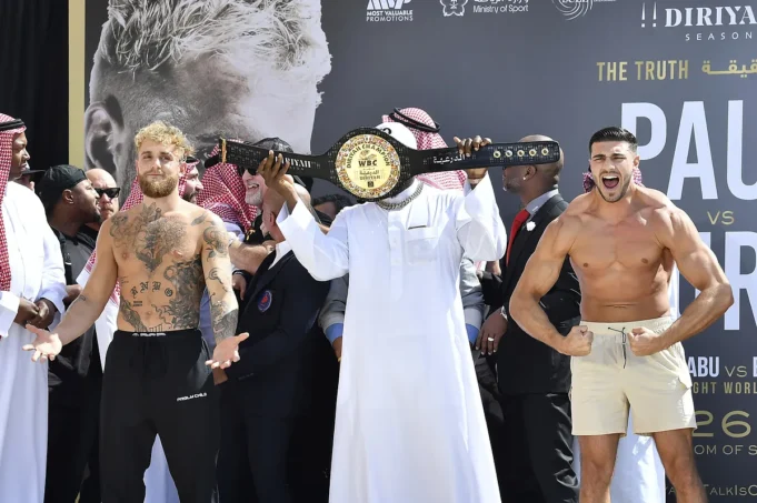 ศึกรีแมตช์ระหว่าง Paul และ Fury ยังไร้ความคืบหน้า