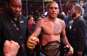 อเล็กซ์ เปเรร่า สุดยอดนักสู้แห่งปีในศึก UFC