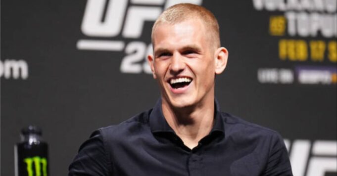 เอียน แกร์รี่ ปะทะ ชาฟคัต รัคห์มานอฟ ศึกไร้พ่าย UFC 310
