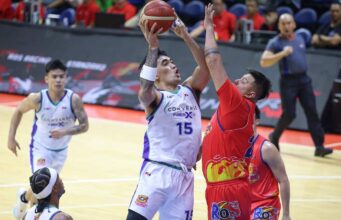 Converge พลิกเกมชนะ Rain or Shine 130-118 ใน PBA Playoffs