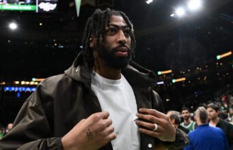 สรุปดีลเด่น NBA: เทรดสะเทือนลีก ใครได้-ใครเสีย?