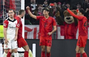 บาเยิร์นถล่มแฟรงก์เฟิร์ต 4-0 รั้งจ่าฝูงบุนเดสลีกา