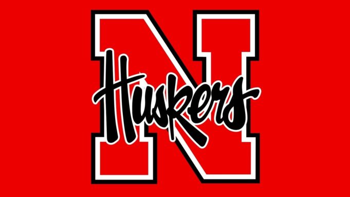 เกร็ก ชาร์ป ผู้บรรยายทีม Nebraska เสียชีวิตแล้ว