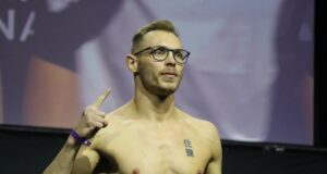 อดัม ฟูจิตต์ ปะทะ อิสลาม ดูลาโตฟ ศึก UFC ซีแอตเทิล