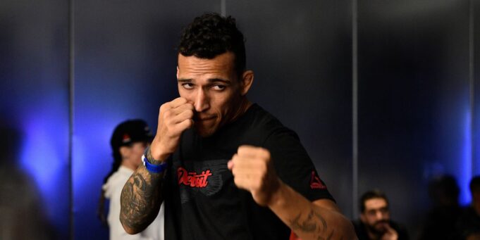 เอียน แกร์รี เตรียมดวลชาฟคัทใน UFC 310 ที่ลาสเวกัส