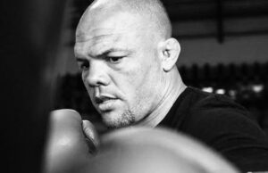 แอนโทนี่ สมิธ พร้อมปะทะ โดมินิค เรเยส ศึก UFC 310