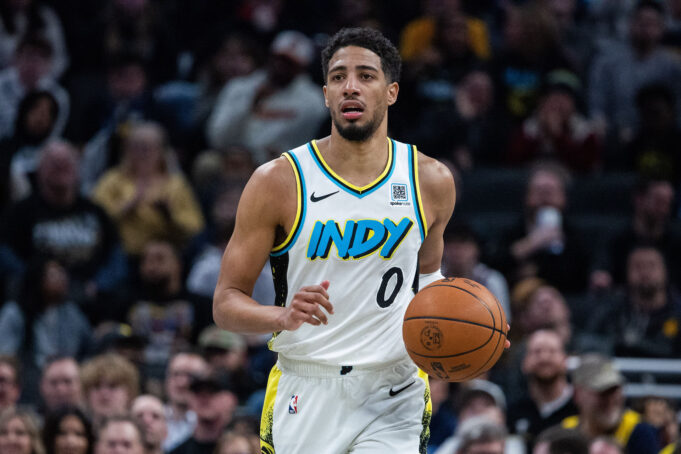 ฮาลิเบอร์ตัน vs. ฮาร์ดอะเวย์ ซีเนียร์ ศึกโซเชียล NBA