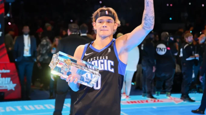 แม็ค แม็คคลัง: ราชาดังค์ที่ทำเงินเกินรายได้ NBA!