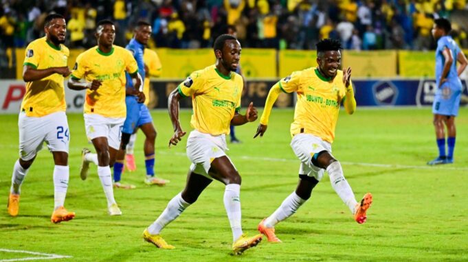 ปีเตอร์ ชาลูลิเล่ ยิงครบ 100 ประตูให้ Mamelodi Sundowns