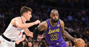 เลอบรอนตอบโต้สตีเฟน เอ. สมิธ ปมสื่อวิจารณ์ NBA