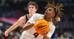 **Pinson Valley ลุ้นแชมป์รัฐ หลังชนะ McGill-Toolen 56-37**