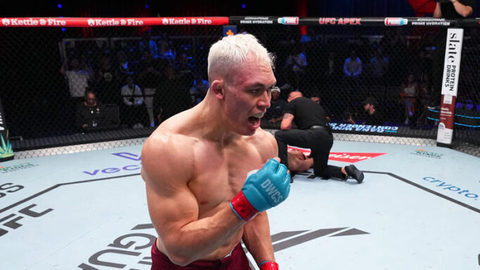 สเตอร์ลิง เตรียมเปิดตัว UFC ในศึกใหญ่ที่ฟลอริดา