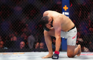 เรเยสคว้าชัย TKO สมิธ ศึก UFC 310 ฟื้นคืนฟอร์มเด่น